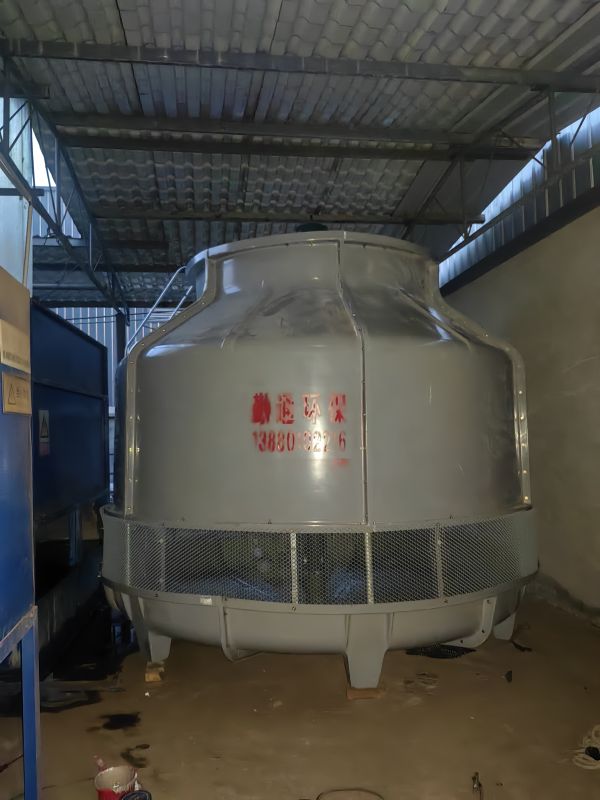 阿坝<strong>200t玻璃钢冷却塔</strong>